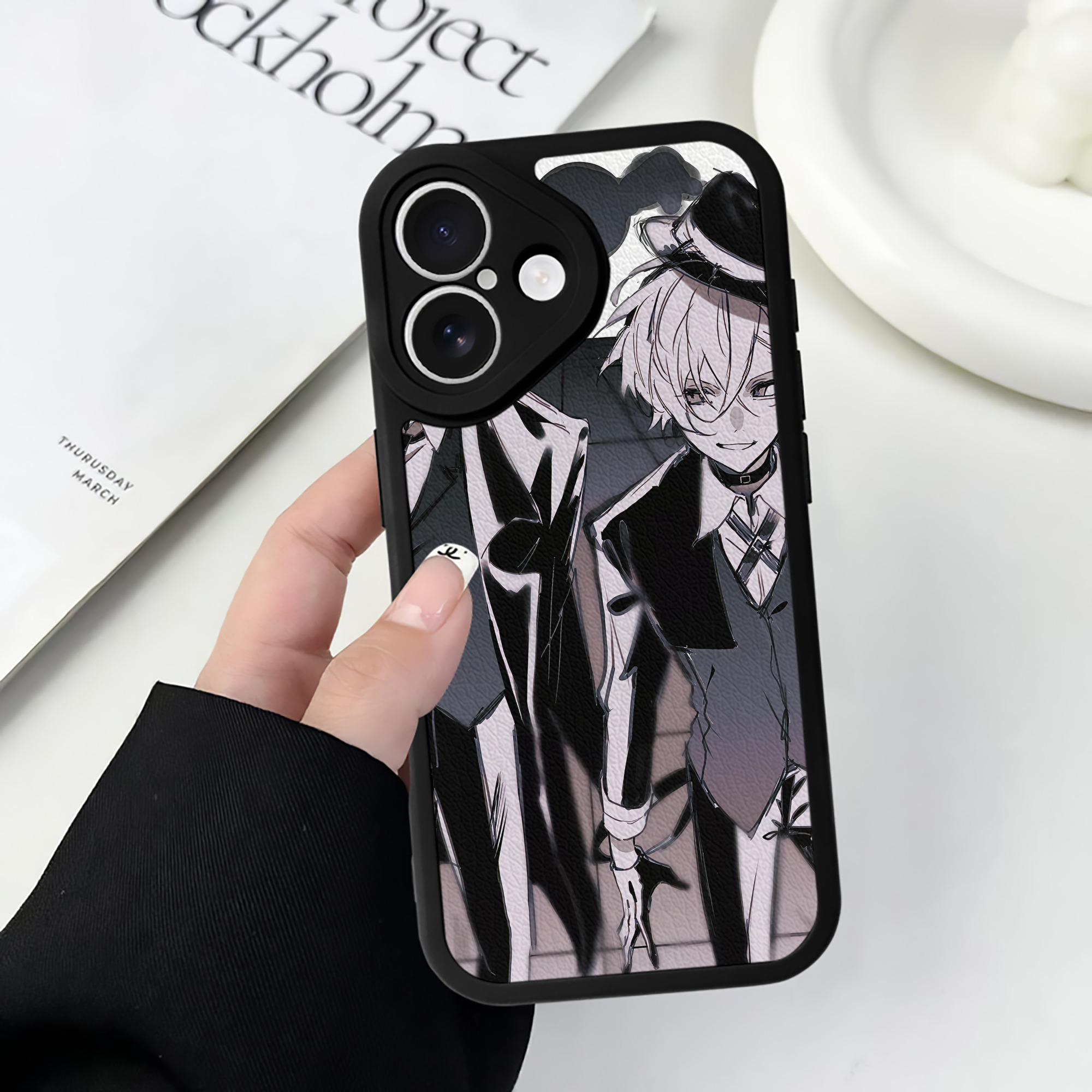 （画像用） 文豪ストレイドッグス Bungo Stray Dogs 【iPhone 16シリーズ対応】シリコンスマホケース（レザー調） 材質：シリコン
